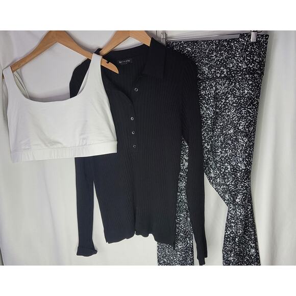 Athleta- Women's 3 piece bundle- black and white- plus size 1x, 2x, and 3x - Picture 2 of 7